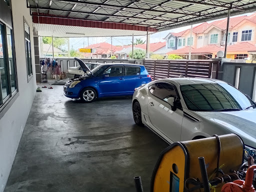 HMC Car Aircond Services & Battery 麻坡专业维修汽车冷气和电池