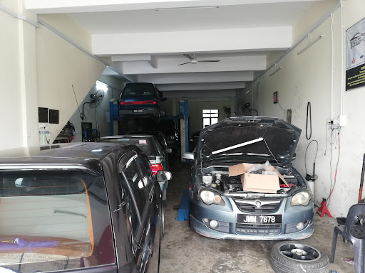 Multazam Auto Service Centre
